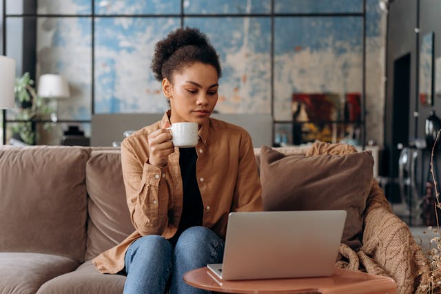 Zyn pouches near me – fast worldwide delivery of premium nicotine pouches from Swedish Products SNUS.